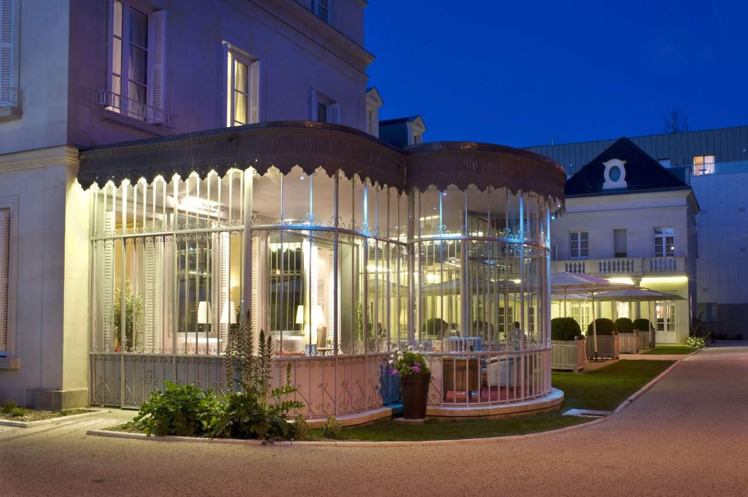 Hotel Chateau Belmont By The Crest Collection Tours